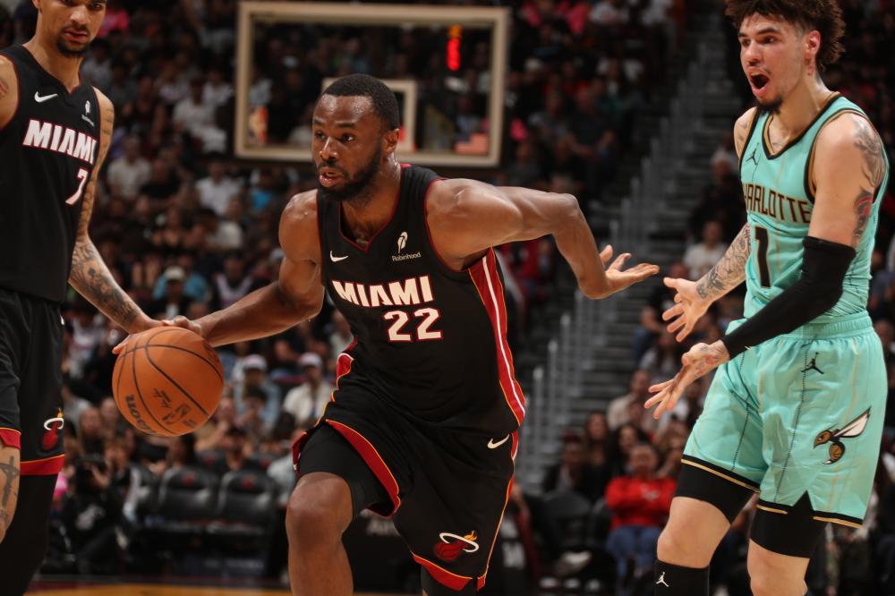 比赛中脱颖 比赛中脱颖