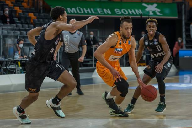 术调整与领 术调整与领