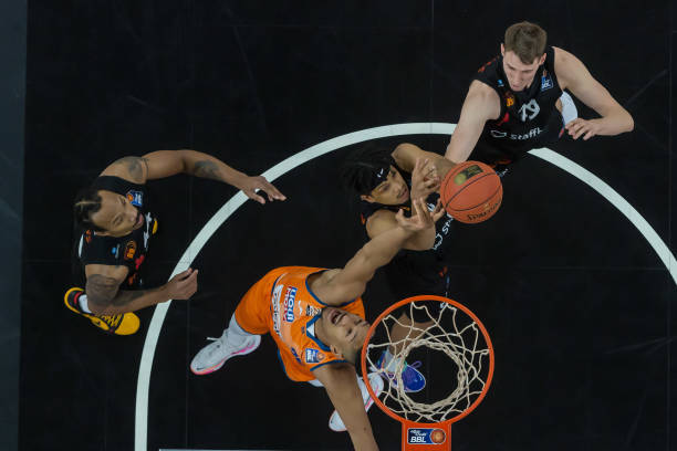 了一位小球 了一位小球